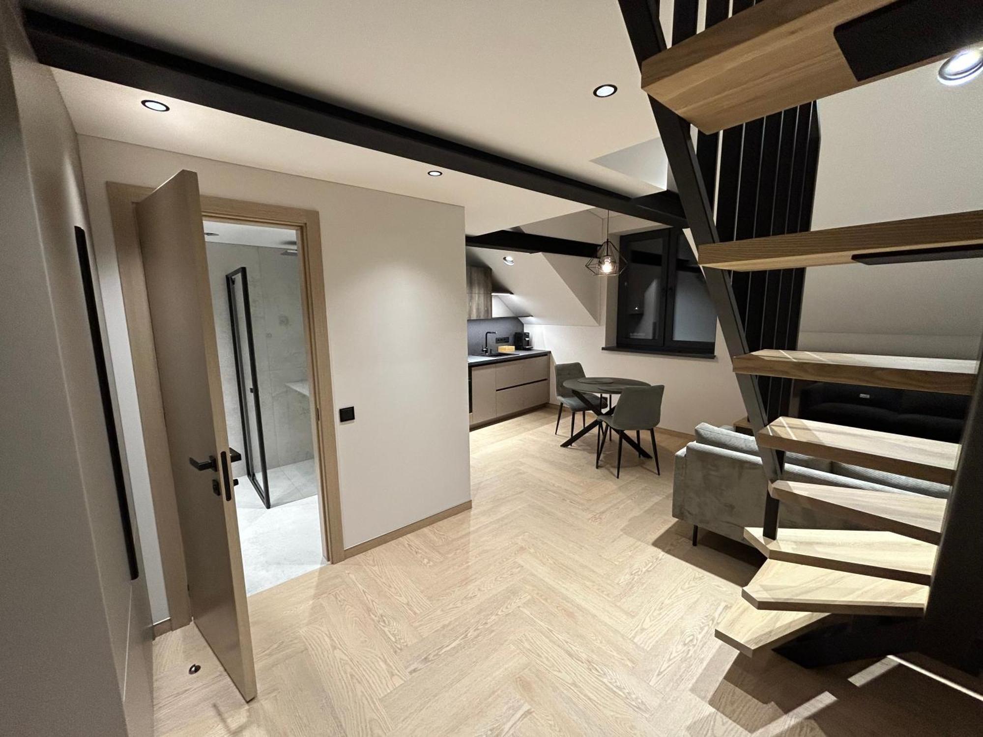 11 - Old Town Apartment *